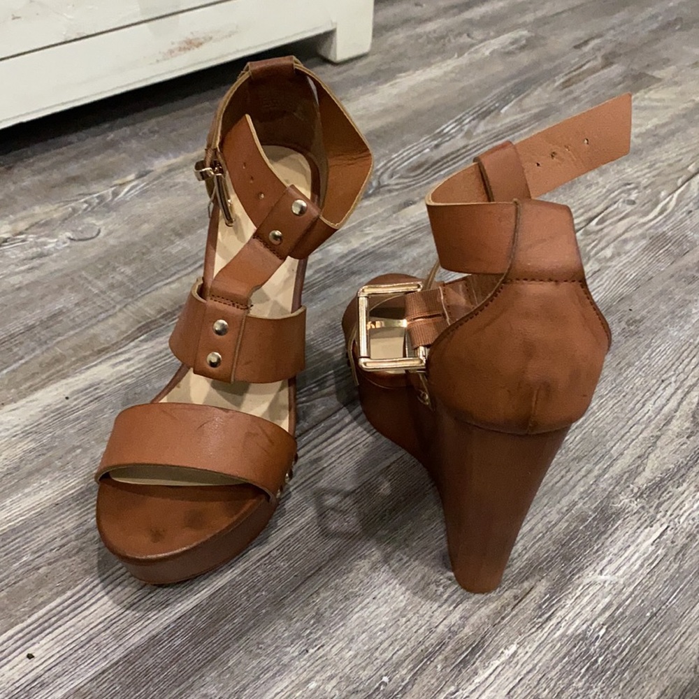 Wedges - Picture 2 of 3